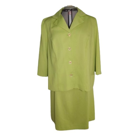 Courtenay Jackets & Coats Courtenay Plus Size 2w Light Green 2